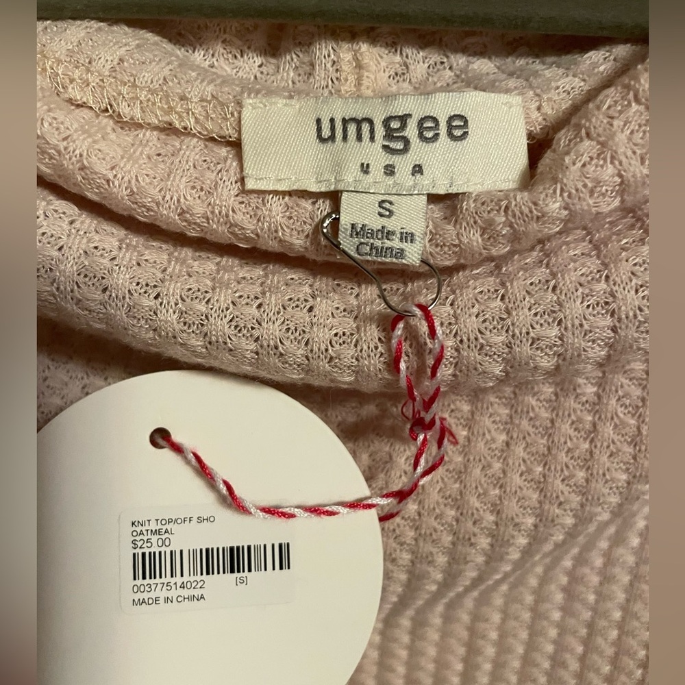 NWT Umgee Oversized Cowl Neck Off Shoulder Knit Top - Picture 3 of 8